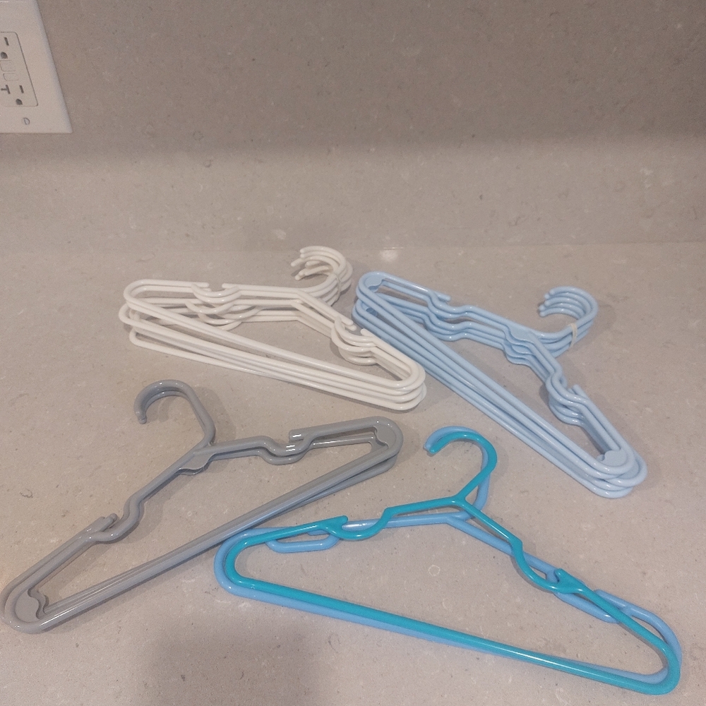 FREE with Bundle Set of Variety of Plastic Hangers in Blue, Gray, and White (20)